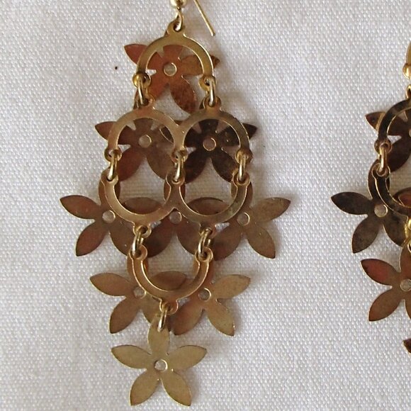 Earrings Beautiful Shiny Glittery Gold-Tone Floral Drop Dangling Pre-Owned Nice - Picture 5 of 5